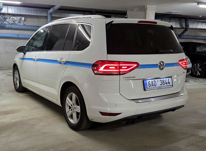Volkswagen Touran (2017) HighLine, 110kW, automat - fotka 4 z 11