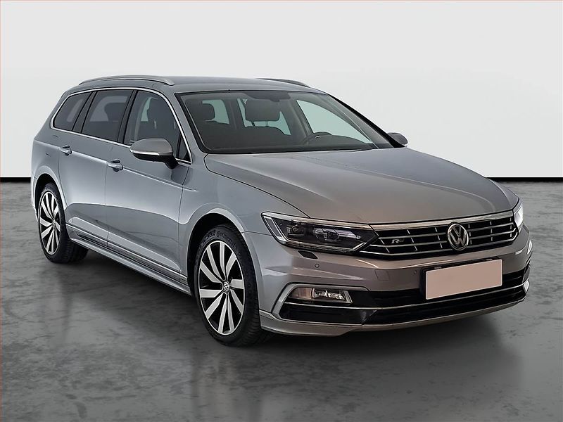 Volkswagen Passat (2019) R-Line 2.0 TDI, Automat, Kůže - fotografie inzerátu