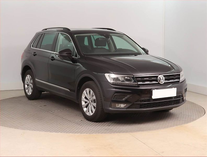 Volkswagen Tiguan (2020) Highline 2.0 TSI - fotografie inzerátu