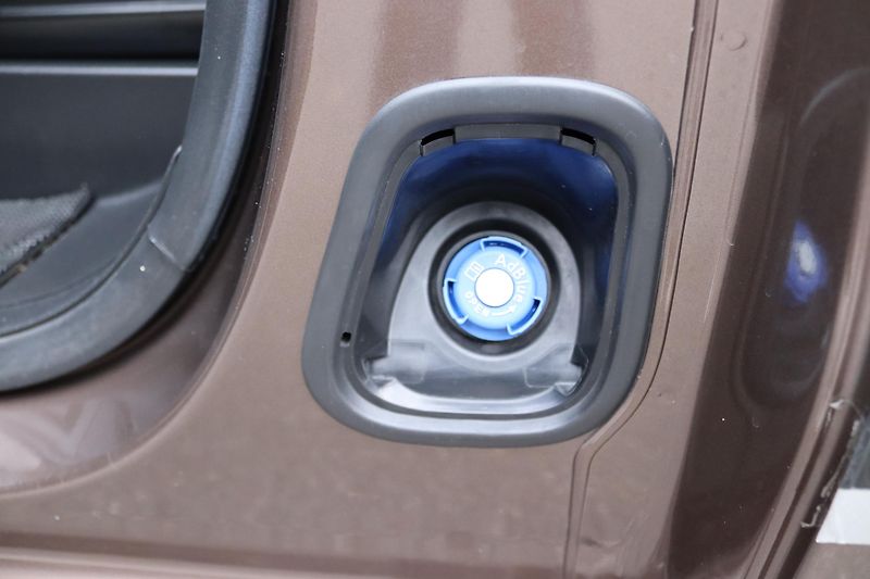 Opel Vivaro (2020) 2.0 BlueHDi/CDTi 130 kW - fotka 39 z 57