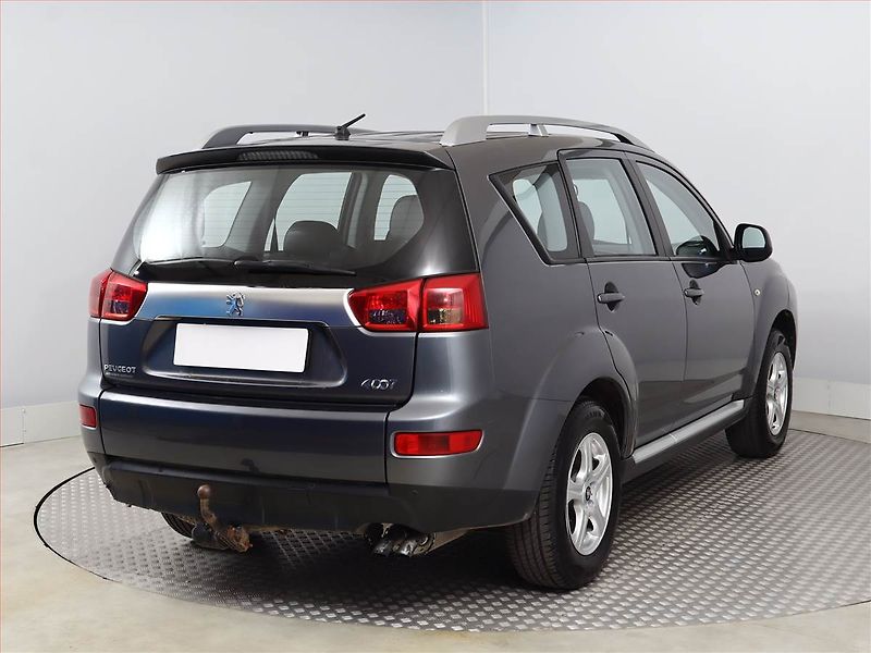 Peugeot 4007 (2007) 2.2 HDI, 4X4, Park. senzory - fotka 5 z 16