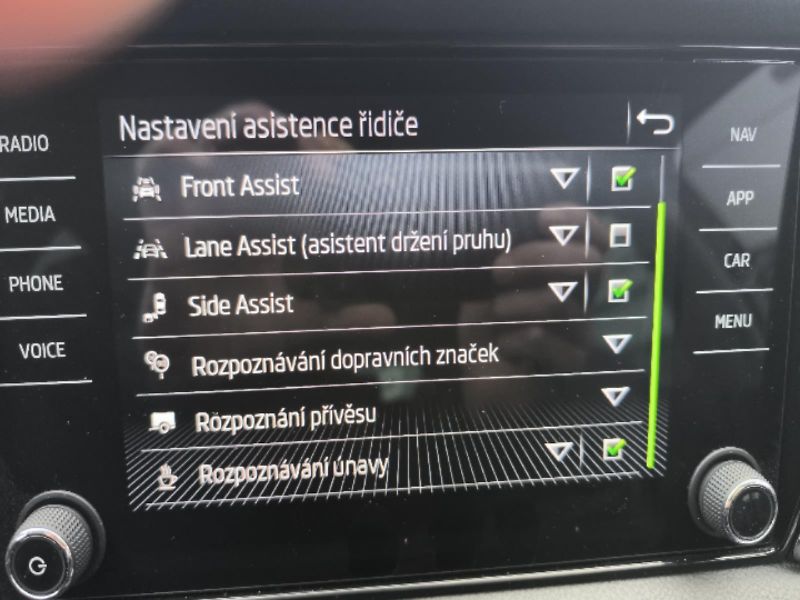 Škoda Kodiaq 2.0 TDi  DSGL&K - fotka 22 z 25