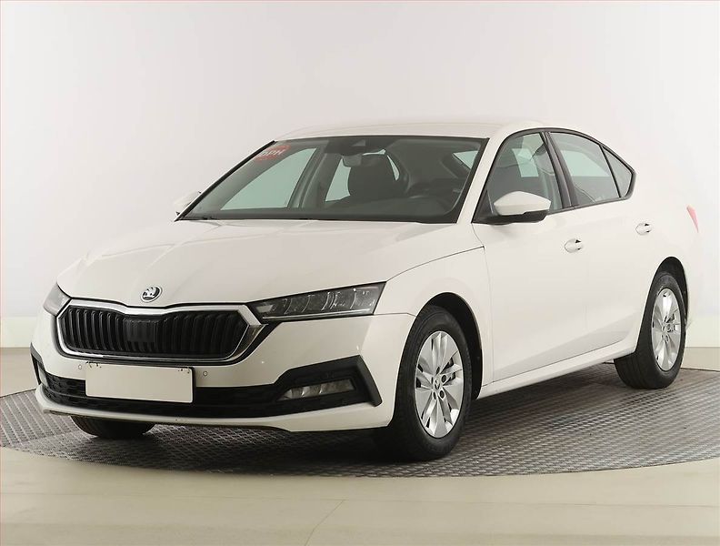 Škoda Octavia (2022) Style 1.0 TSI, Serv.kniha - fotka 2 z 26