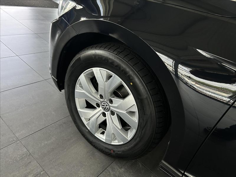 Volkswagen Passat 2,0   TDI 110kW,1.MAJ,SERVISKA - fotka 24 z 24