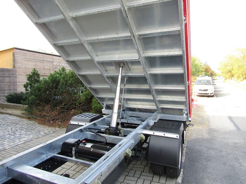 Iveco Daily (2024) 3.0 JTD  50C/35 - fotka 29 z 30