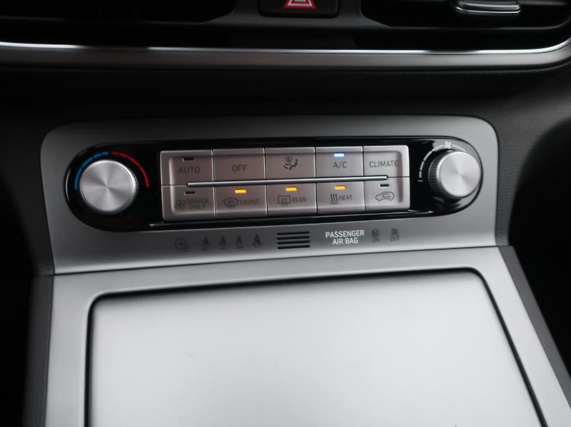 Hyundai Kona 65kWh-150KW POWER STYLE HEADUP - fotka 24 z 32
