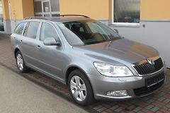 Škoda Octavia 2.0 TDI DSG AUT. KLIMA TAŽNÉ - fotografie inzerátu