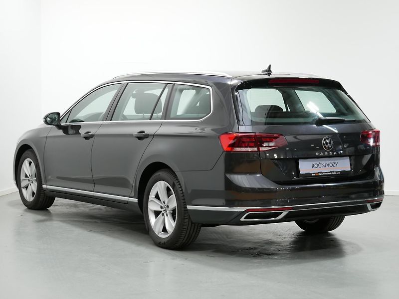 Volkswagen Passat - fotka 23 z 23