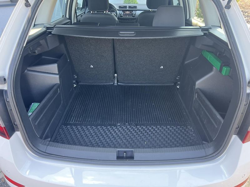 Škoda Fabia (2022) 1.0 TSI 70KW STYLE ČR 1MAJITEL - fotka 13 z 16