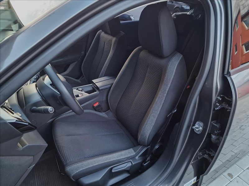 Peugeot 308 1.2Puretech Active Pack SW,ČR - fotka 35 z 47