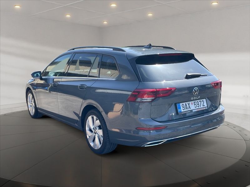 Volkswagen Golf 2,0 TDI 110 Style AT - fotka 4 z 11
