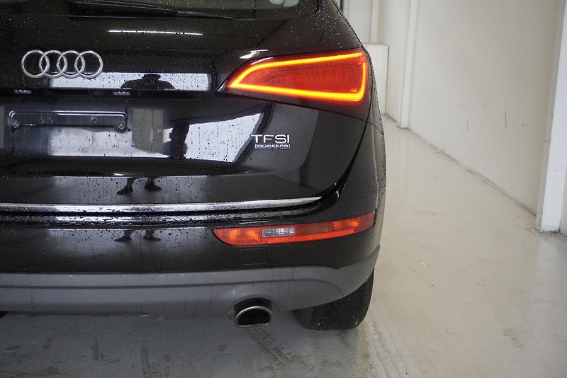 Audi Q5  2,0 TFSI QUATTRO AUT. - fotka 9 z 27