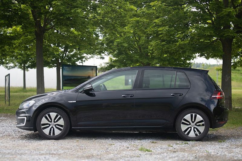 Volkswagen e-Golf eGolf, nová STK, 100% stav. - fotka 8 z 46