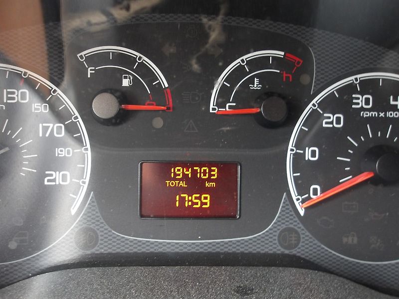 Fiat Dobló cargo 1,4i ČR ! 1.MAJ.! -21%DPH !!! - fotka 26 z 32