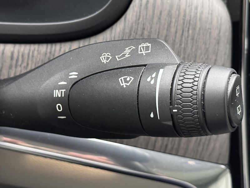 Volvo V90 B5 AWD ULTIMATE POLESTAR AUT  - fotka 33 z 49
