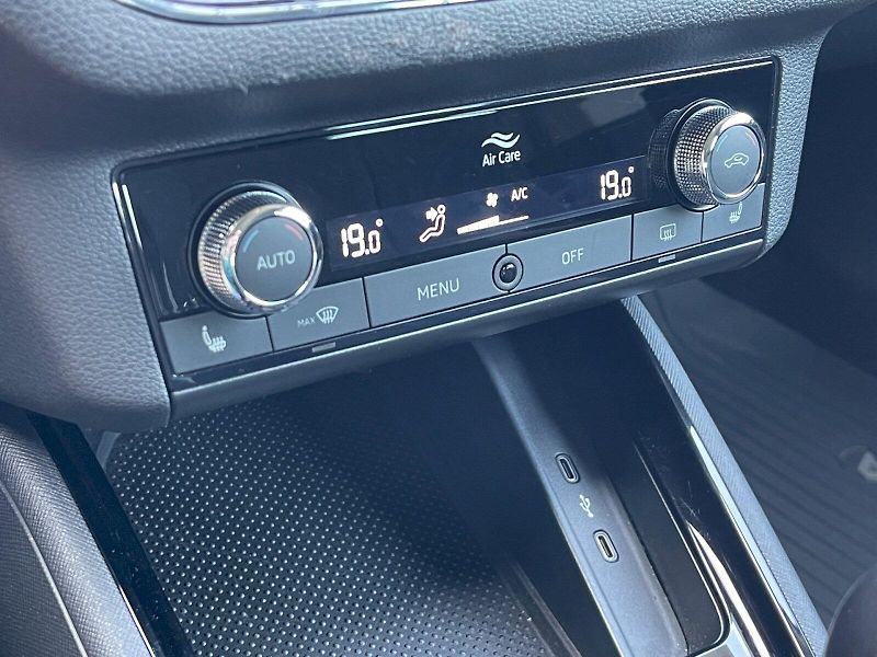 Škoda Scala (2022) 1.5 TSI 110kW Style Plus - fotka 13 z 31