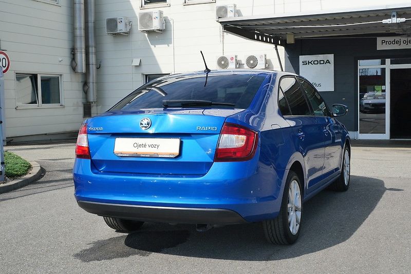 Škoda Rapid - fotka 2 z 6