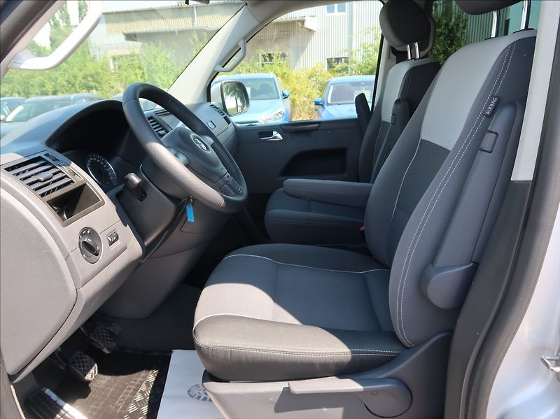 Volkswagen Multivan 2,0 TDi,103kW,7míst,tažné,DPH - fotka 12 z 21