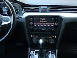Volkswagen Passat (2019) 1.5 TSI - náhled 12
