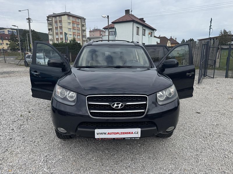 Hyundai Santa Fe (2006) 2.2CRDi,7SEDAČEK - fotka 10 z 39