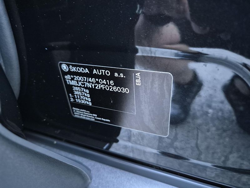 Škoda Enyaq 150kw, iV80 19ALU SOH 95% - fotka 45 z 47