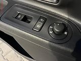 Volkswagen up! (2012) 1.0 MPi, AC, výhřev sed - náhled 11