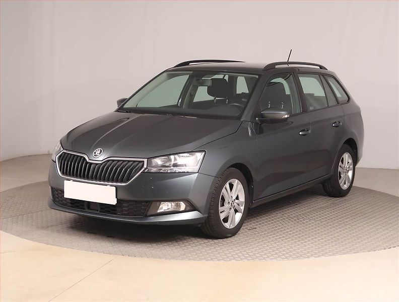 Škoda Fabia (2022) Ambition 1.0 TSI, ČR,1.maj - fotka 2 z 15