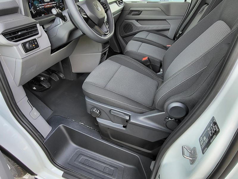 Volkswagen Transporter (2025) Skříň 2,0 TDI DR 110 kW - fotka 15 z 19