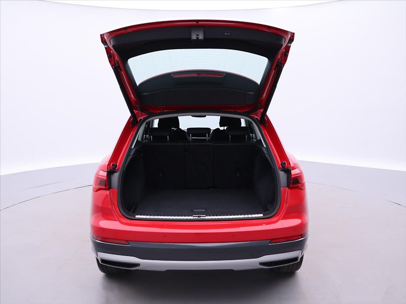 Audi Q3 2,0 TDI Advanced Virtual CZ DP - fotka 9 z 34