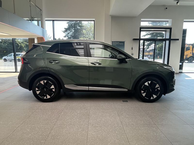 Kia Sportage Exclusive 1.6 T-GDI 4x2 7DCT - fotka 4 z 20