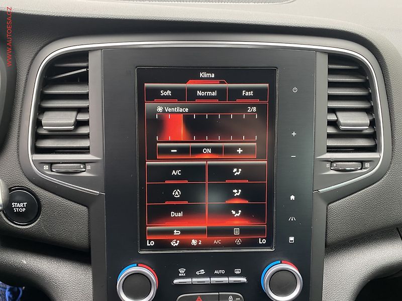 Renault Mégane (2017) 1.2 TCe, Intense, LED, navi - fotka 17 z 19
