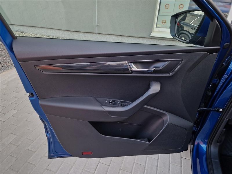 Škoda Karoq 2.0 TDI Style, ČR,1.Majitel - fotka 38 z 50