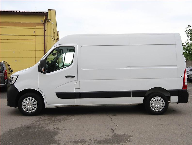 Renault Master (2021) 2.3 dCi 135, L2H2, 1.0t, 1Maj - fotka 3 z 18