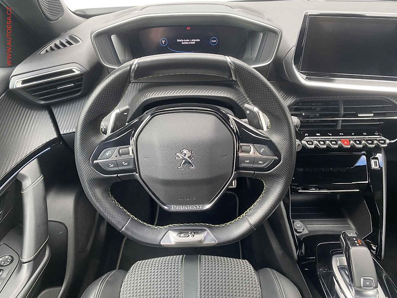 Peugeot 2008 (2020) 1.2 PT, GT, AT, LED, panor - fotka 11 z 17