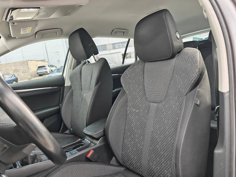 Škoda Octavia Style 1,5 TSI - fotka 6 z 24