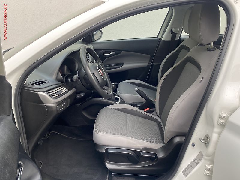 Fiat Tipo (2017) 1.4 i, Klima - fotka 9 z 16