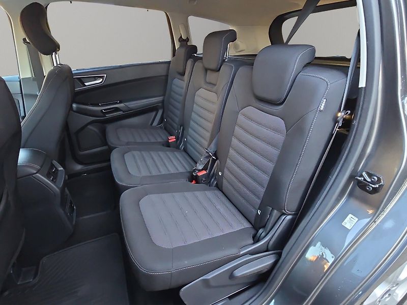 Ford S-MAX (2023) TITANIUM 2,5 Duratec Hybrid 14 - fotka 13 z 20