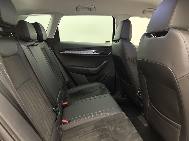Škoda Karoq 2.0 TDI Top selection - fotka 18 z 26