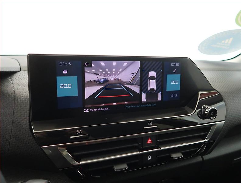 Citroën ë-C4 (2022) Shine 50 kWh, SoH 94% - fotka 20 z 27