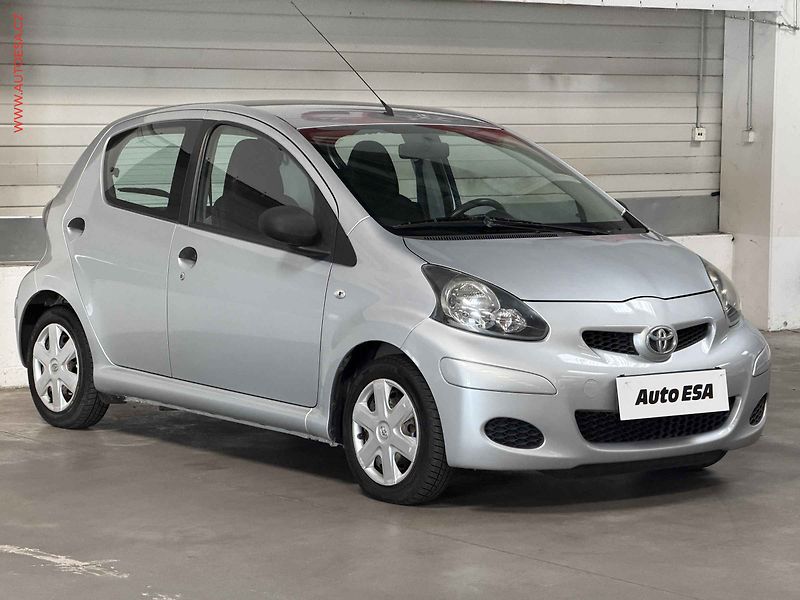 Toyota Aygo (2011) 1.0i, ČR, AC - fotografie inzerátu