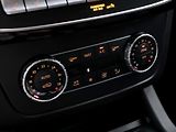 Mercedes-Benz GLE 3,0 350d 227kW AMG H&K LED CZ - náhled 34