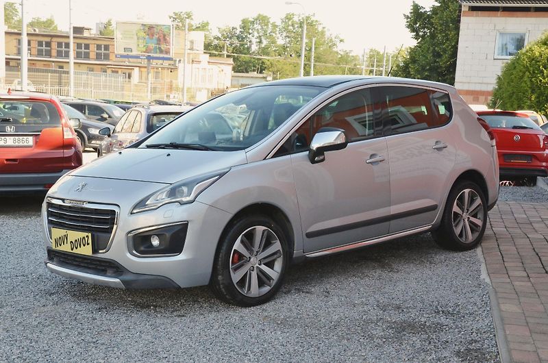 Peugeot 3008 (2015) 1.6 HDi 88kW XENON PANORAMA - fotka 3 z 37