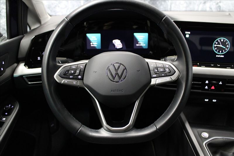 Volkswagen Golf 1,0 TSI Life 1.majitel CZ - fotka 19 z 36
