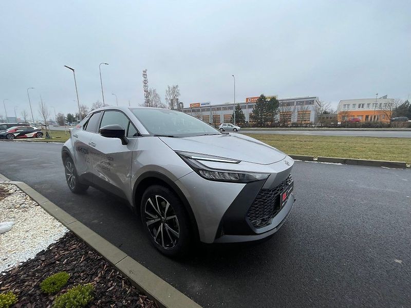 Toyota C-HR 2.0 Plug-In Hybrid Style - fotka 14 z 28
