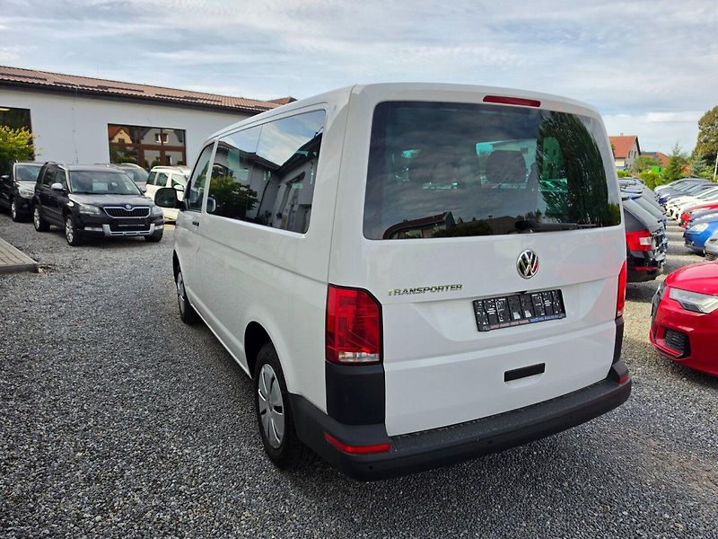 Volkswagen Transporter (2022) T6.1  2.0 TDI 9 míst - fotka 5 z 20