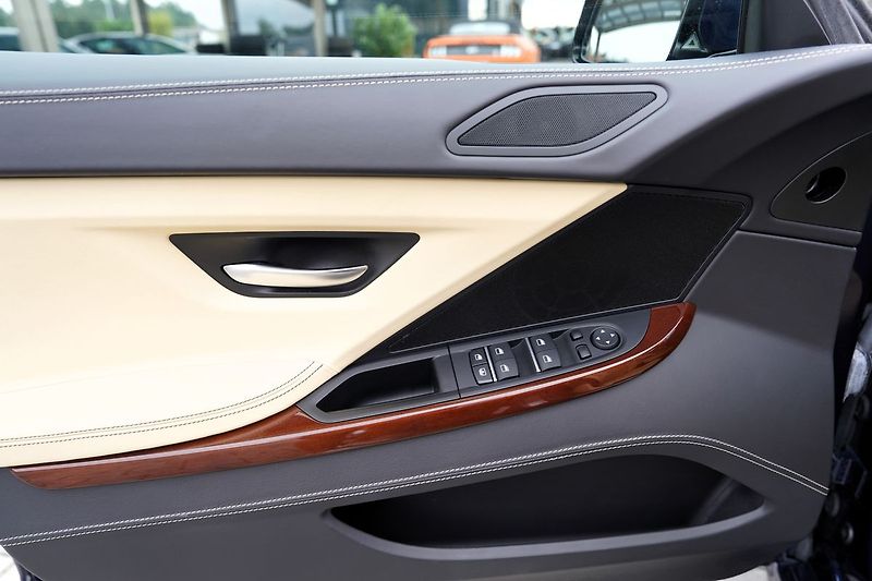 BMW Řada 6 650i xDrive Gran Coupé/Mpaket - fotka 16 z 50