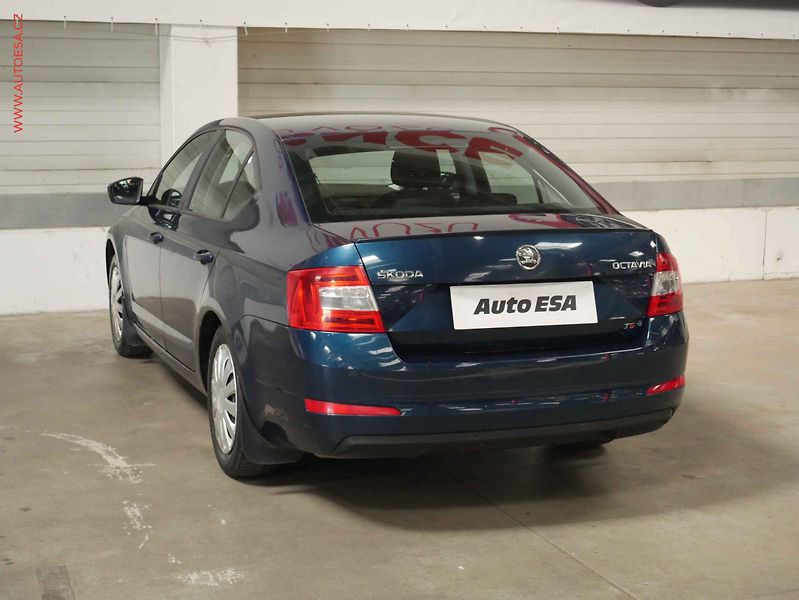 Škoda Octavia (2013) 1.8 TSi, ČR, AC - fotka 4 z 16