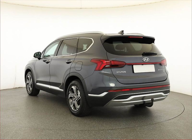 Hyundai Santa Fe (2022) 2.2 CRDi - fotka 4 z 21