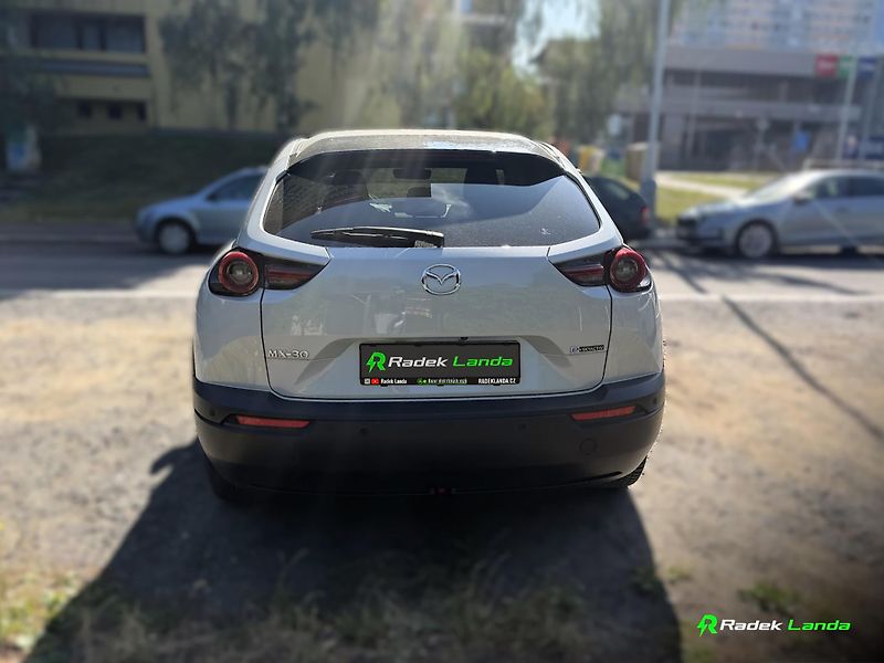 Mazda MX-30 (2021) e-SKYACTIV 35,5 kWh | Head-Up - fotka 19 z 21