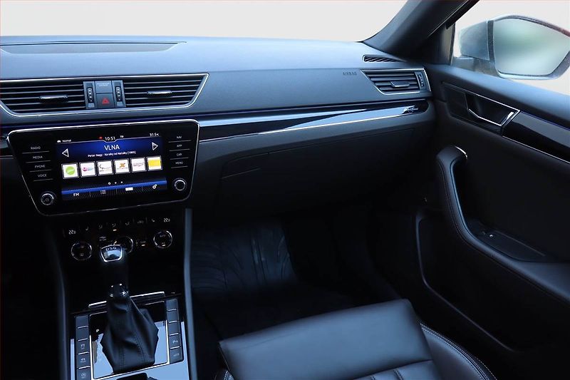 Škoda Superb (2020) Laurin&Klement 2.0 TDI - fotka 8 z 34